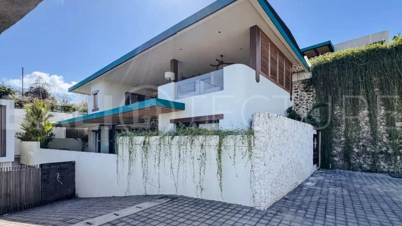 3-bedroom freehold villa in Uluwatu — photo 3 of 5