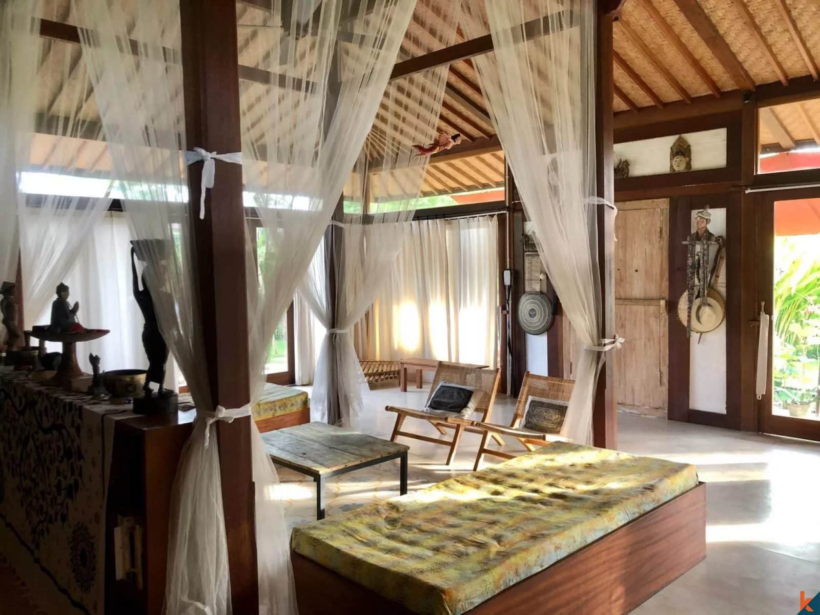 Charming Joglo Villa with Separate 1-Bedroom Guest House in Pererenan