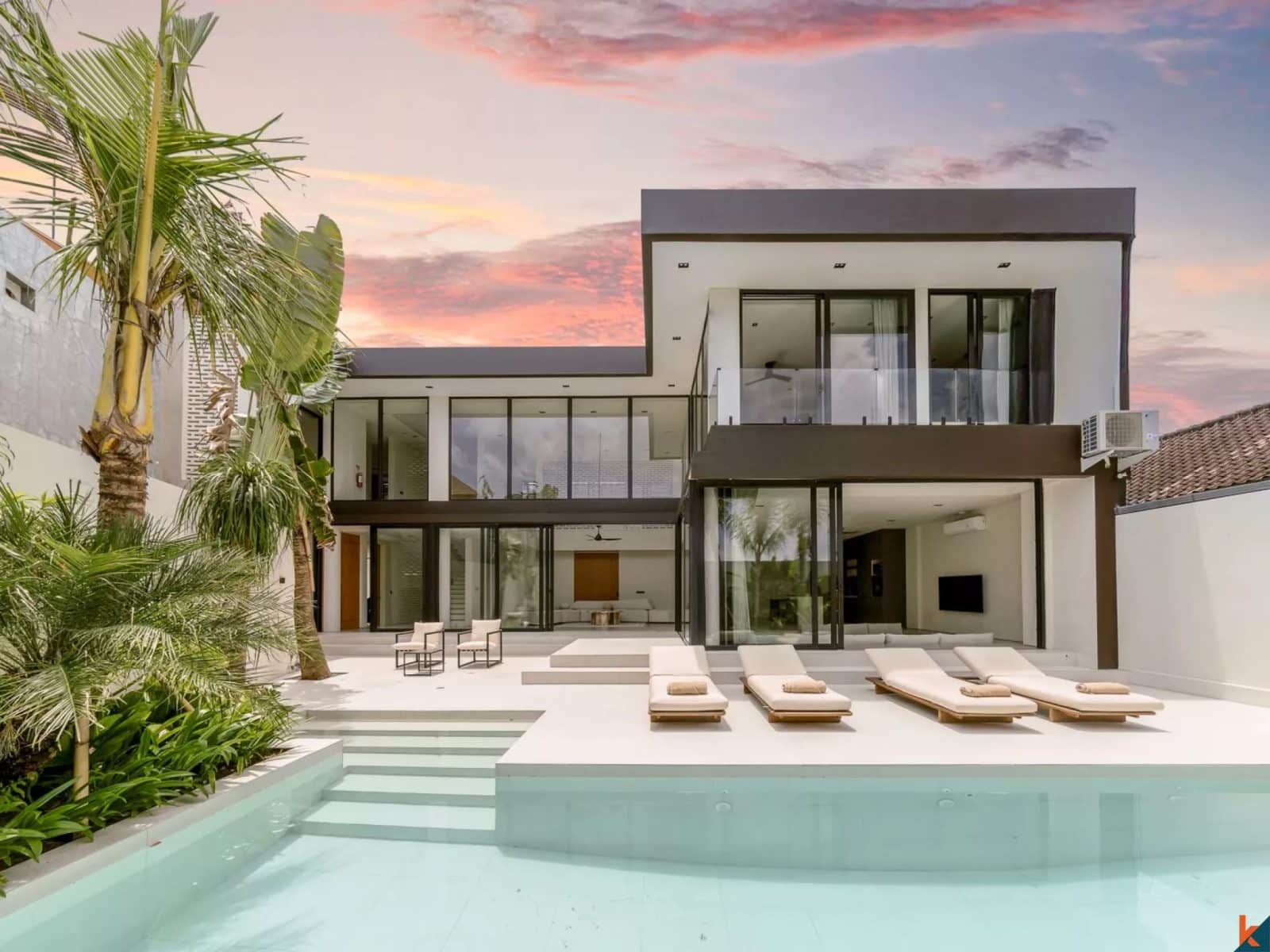 Luxury Modern Four Bedroom Leasehold Villa in Seminyak