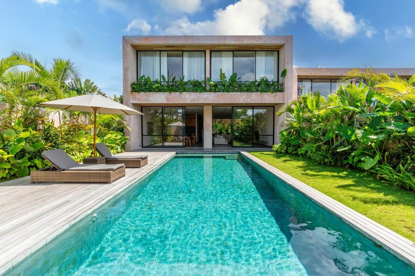 Ready Now 4 Bedroom Villa for Sale Leasehold in Tumbak Bayuh