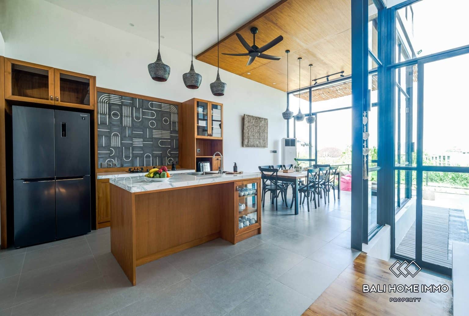4-bedroom freehold villa in Canggu — photo 5 of 5