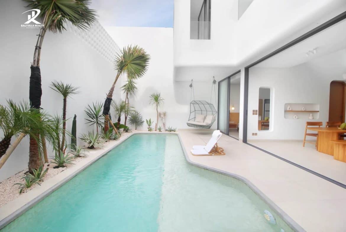 Sculptural 3BR Villa in Berawa for Sale Freehold