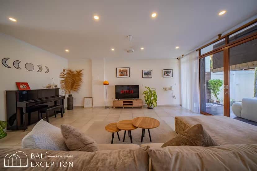 4-bedroom freehold villa in Canggu — photo 2 of 5