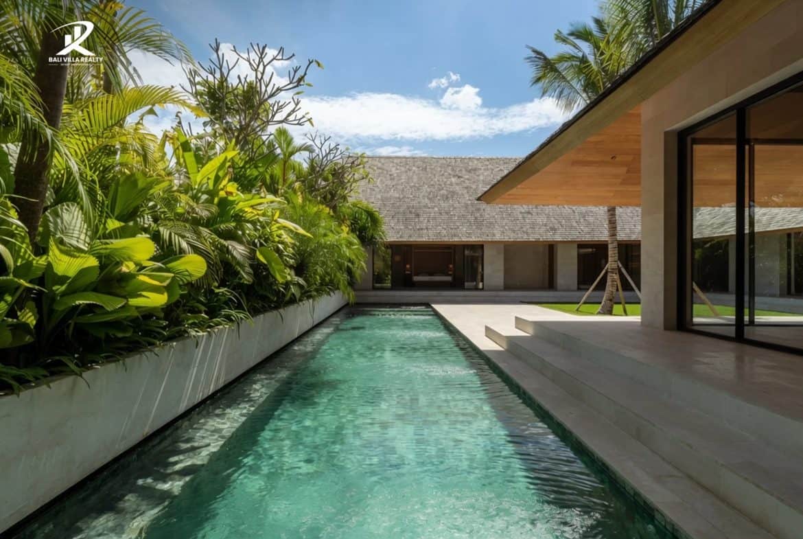 Grand 5 BR Ultra Luxury Architectural Estate in Tumbak Bayuh for Leasehold