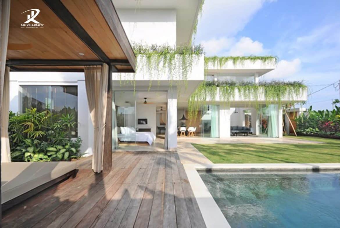 5-bedroom leasehold villa in Canggu — photo 2 of 5