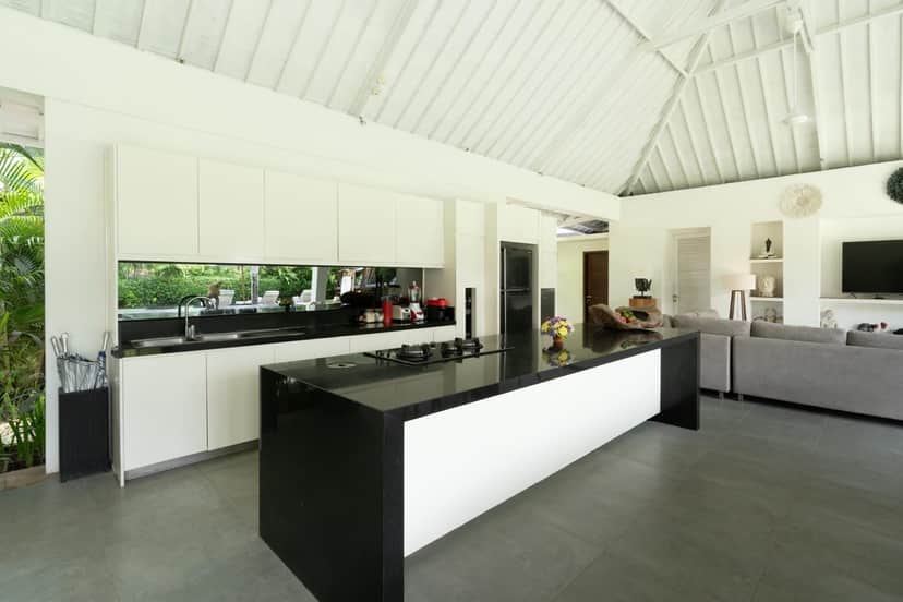 3-bedroom leasehold villa in Canggu — photo 4 of 5
