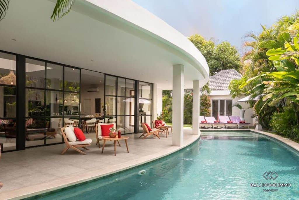 4-bedroom leasehold villa in Seminyak — photo 2 of 5
