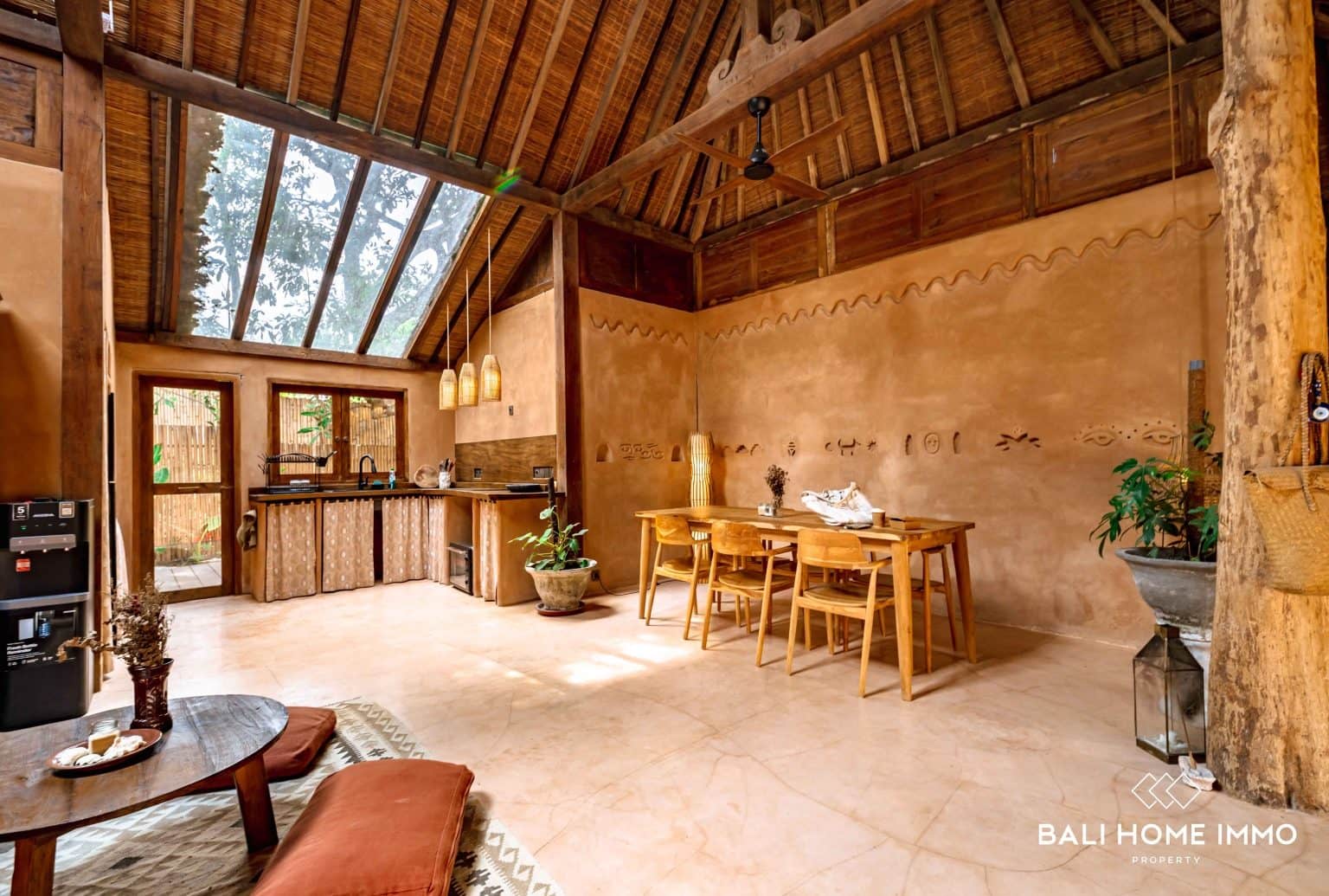 Bohemian Style 2 Bedroom House for Sale Leasehold & Rental in Bingin