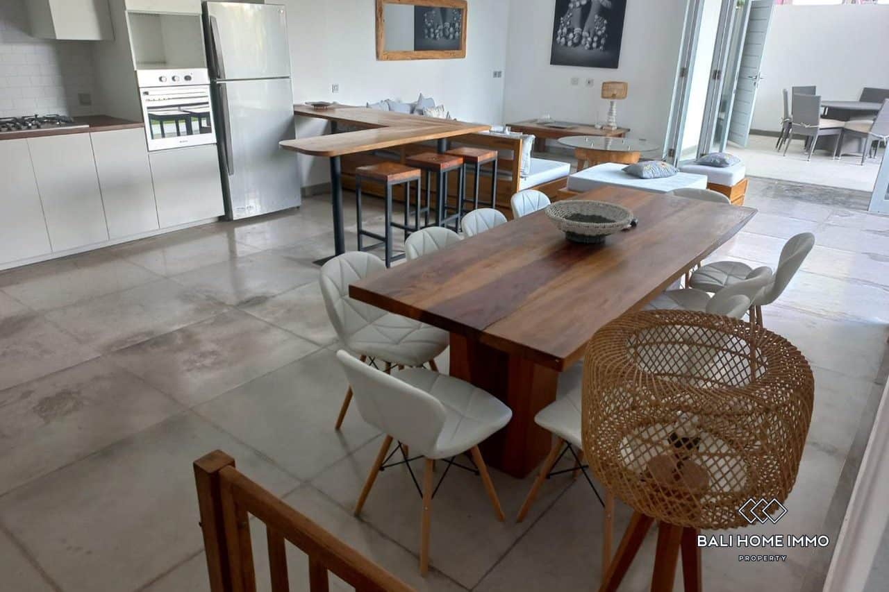 4-bedroom leasehold villa in Canggu — photo 3 of 5