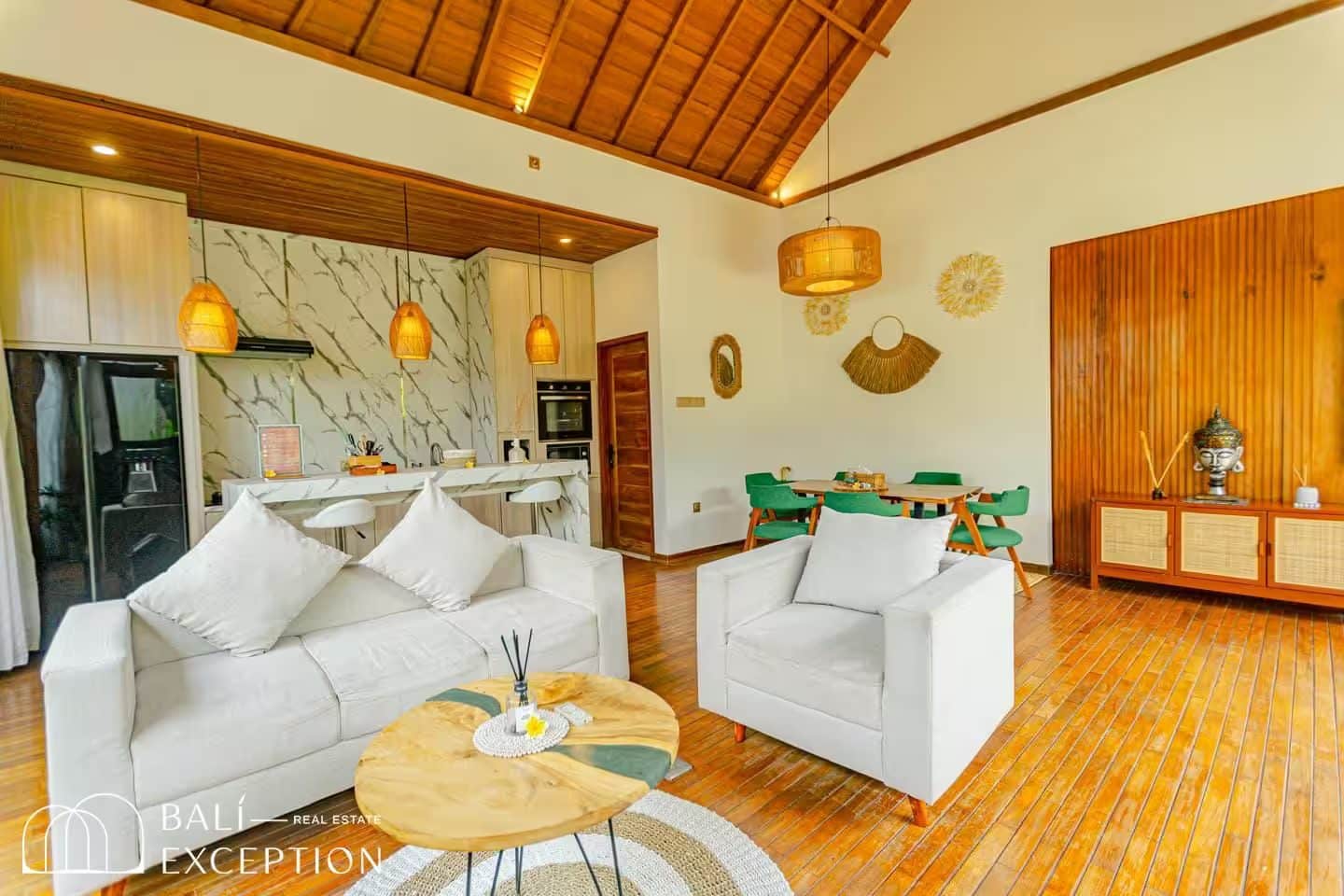 2-bedroom leasehold villa in Seminyak — photo 2 of 5