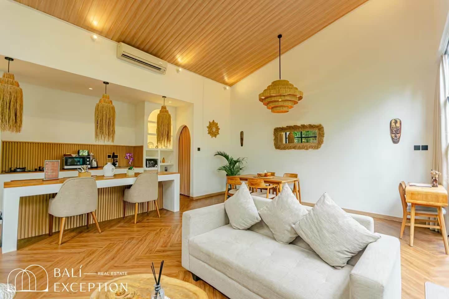 2-bedroom leasehold villa in Seminyak — photo 2 of 5