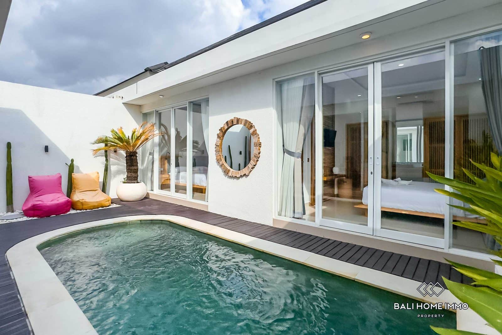 Modern 2 Bedroom Villa for Sale and Rental in Seminyak Bali