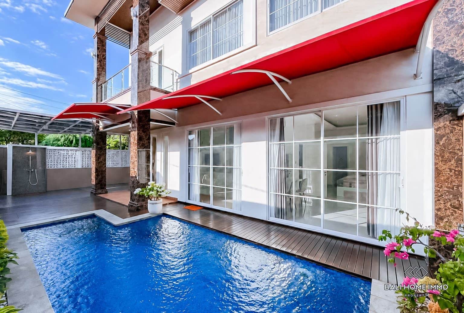 Cozy 3 Bedrooms Villa for Sale & Rent in Nusa Dua