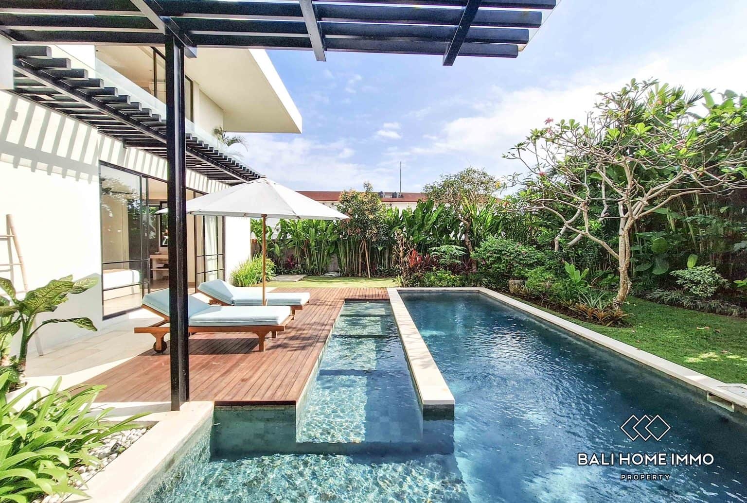 Spacious 4 Bedroom Family Villa for Sale in Canggu Residential Side - RF10612B