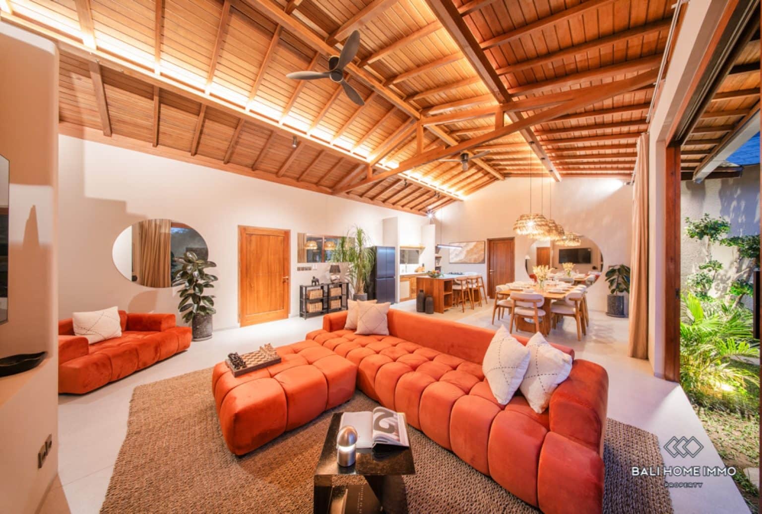 4-bedroom leasehold villa in Buduk/Mengwi — photo 4 of 5