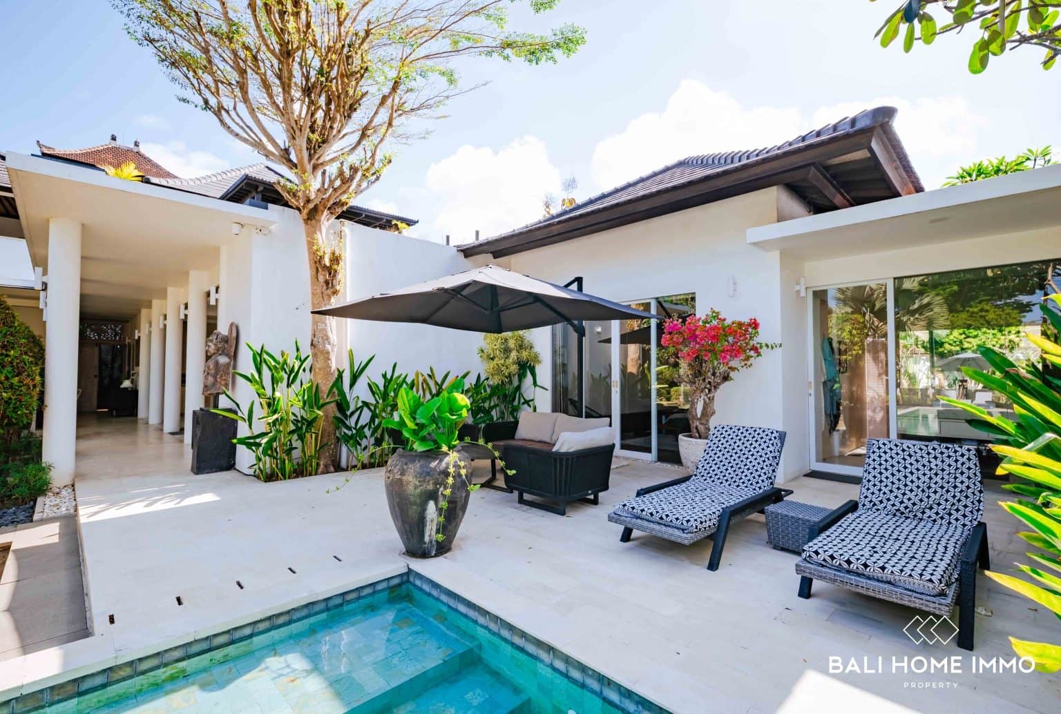 4-bedroom freehold villa in Jimbaran — photo 2 of 5