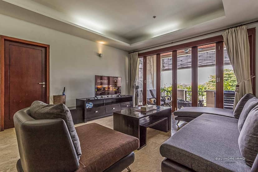 2-bedroom leasehold apartment in Seminyak — photo 2 of 5