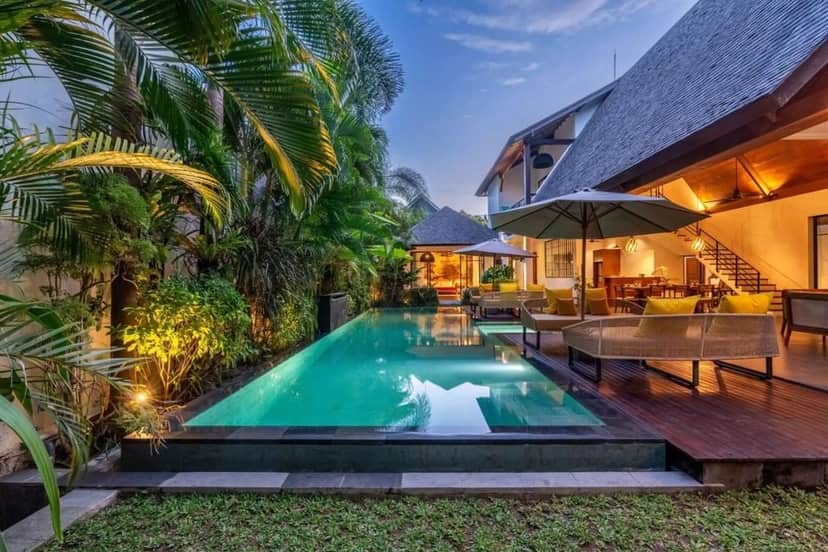 4-bedroom leasehold villa in Pererenan — photo 2 of 5