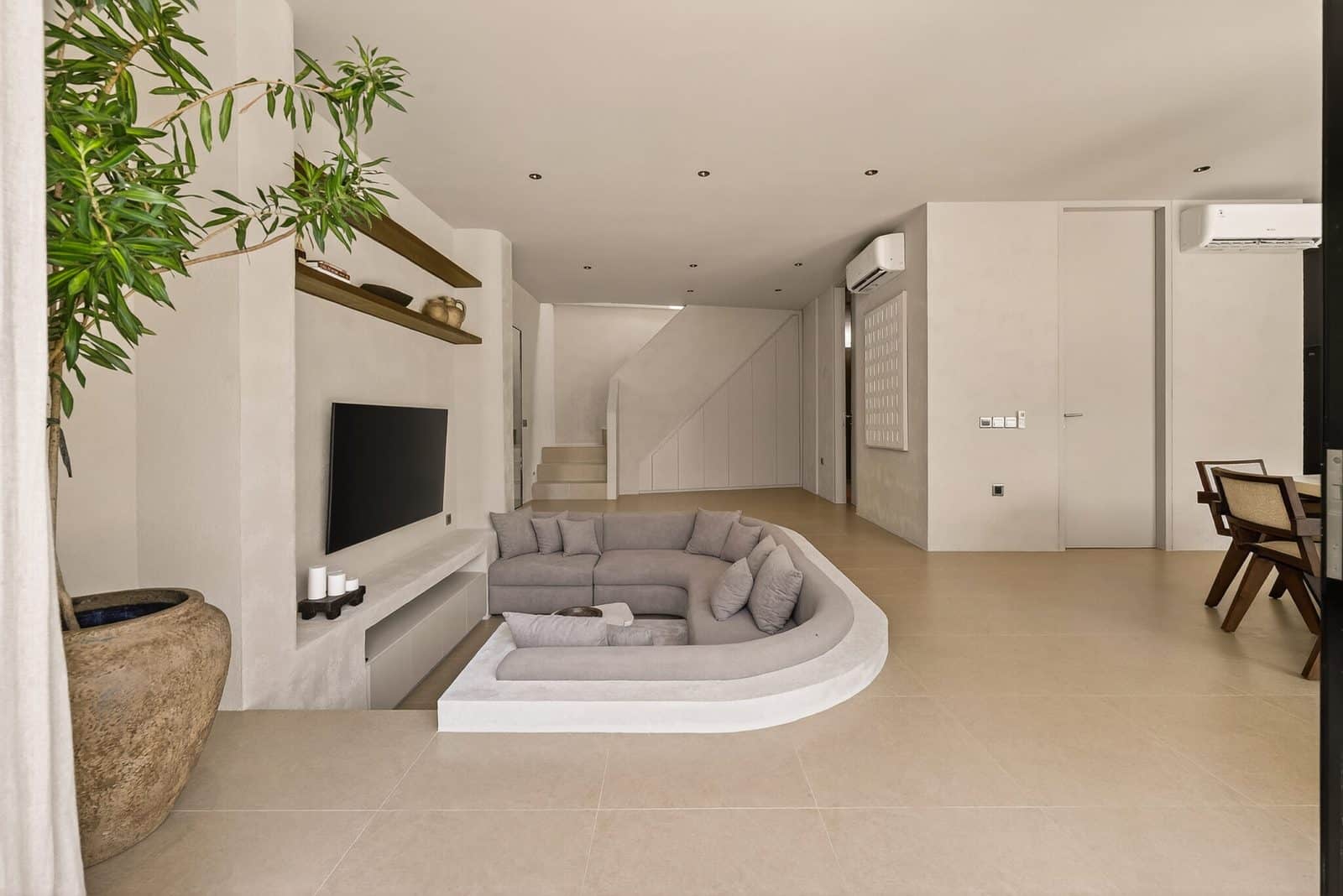 3-bedroom leasehold villa in Canggu — photo 3 of 5