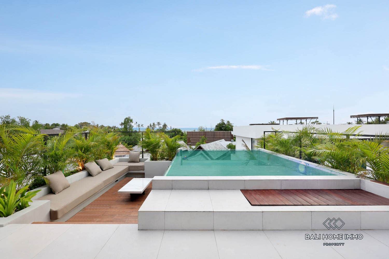 4-bedroom leasehold villa in Pererenan — photo 3 of 5
