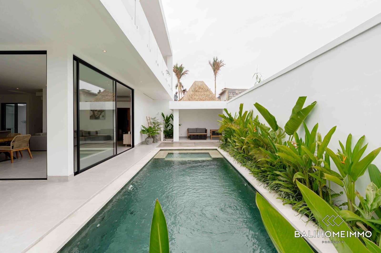 Stunning 3 Bedroom Modern Villa for Sale Freehold in Bali Seminyak
