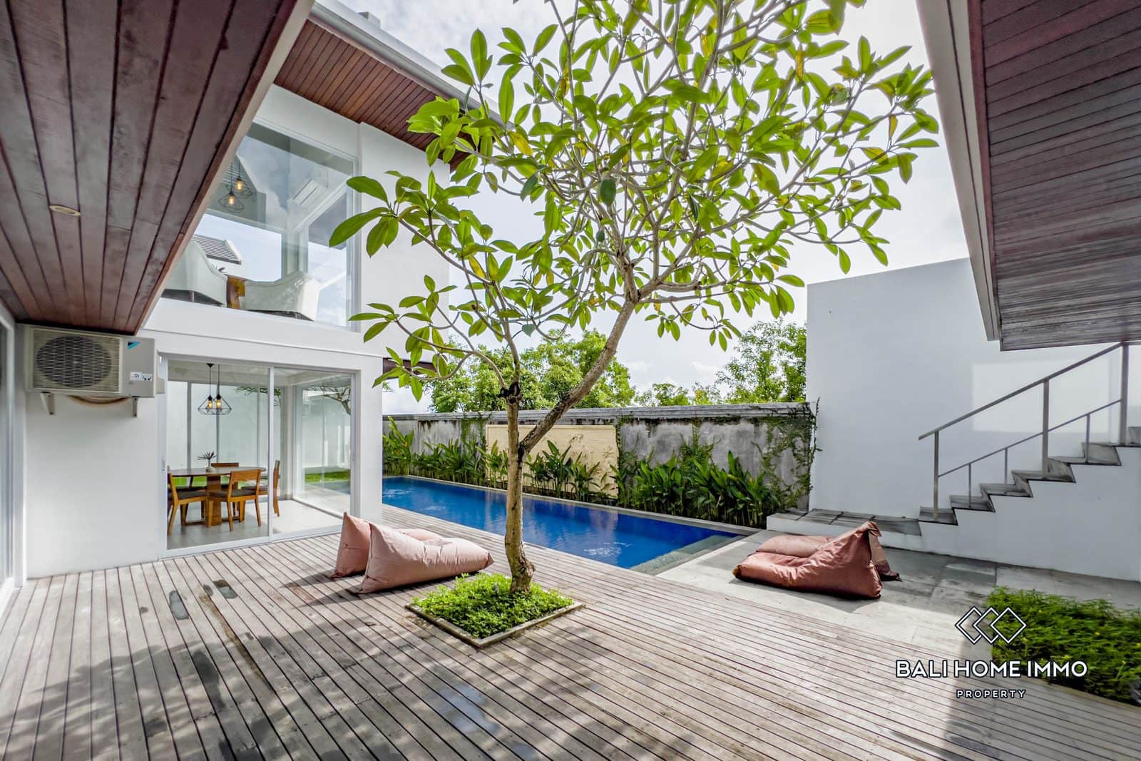6-bedroom freehold villa in Uluwatu — photo 4 of 5