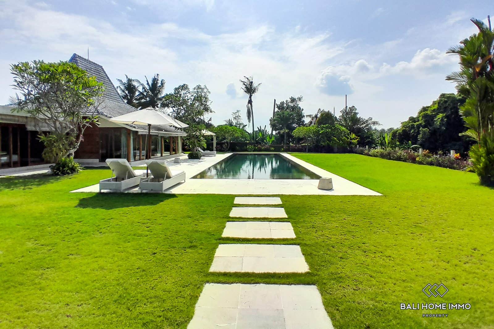4-bedroom freehold villa in Tabanan — photo 4 of 5