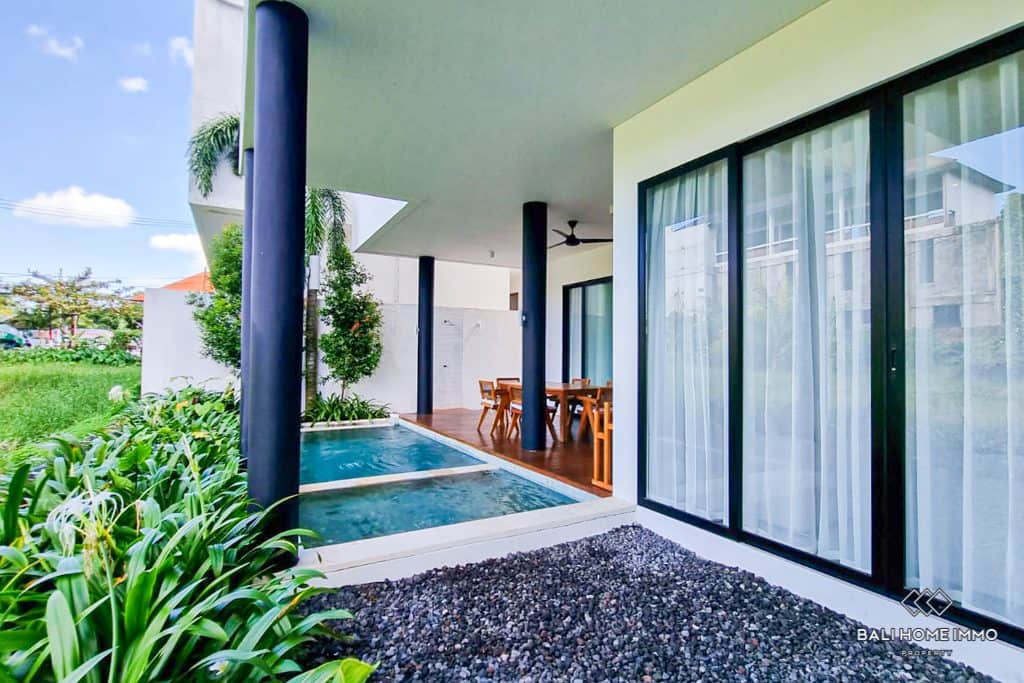 Near the Beach 4 Bedroom Villa for Sale Leasehold in Bali Canggu Berawa