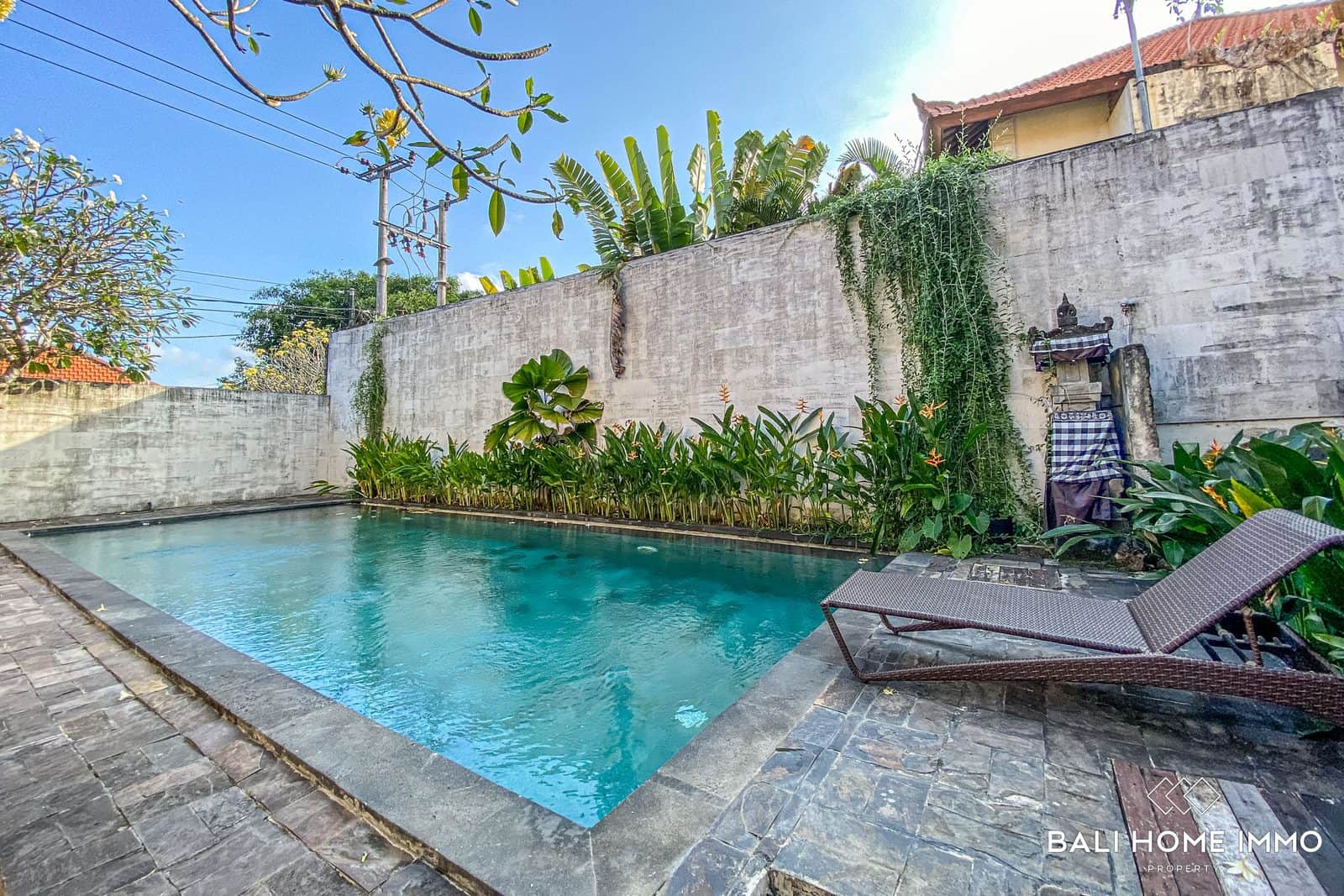 Beautiful 6 Bedroom Villa for Sale Freehold in Bali Nusa Dua