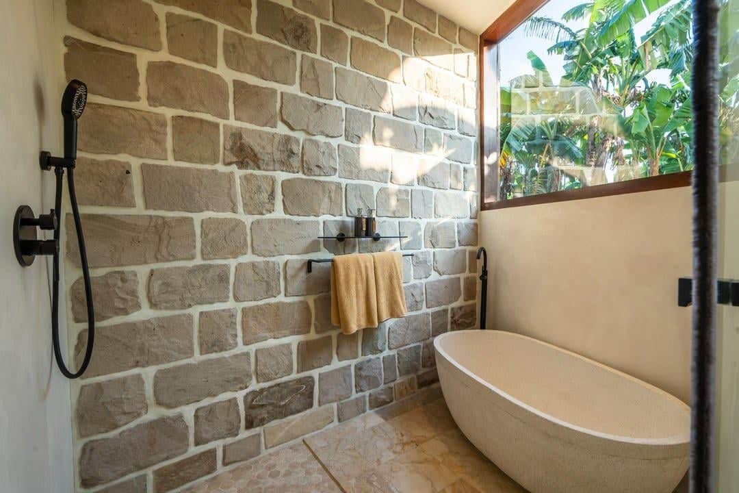 4-bedroom freehold villa in Canggu — photo 5 of 5