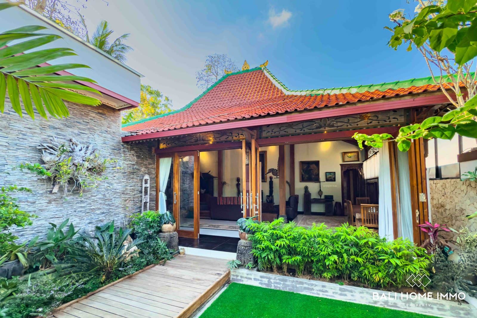 Beautiful 3 Bedroom Villa for sale freehold in Bali Uluwatu