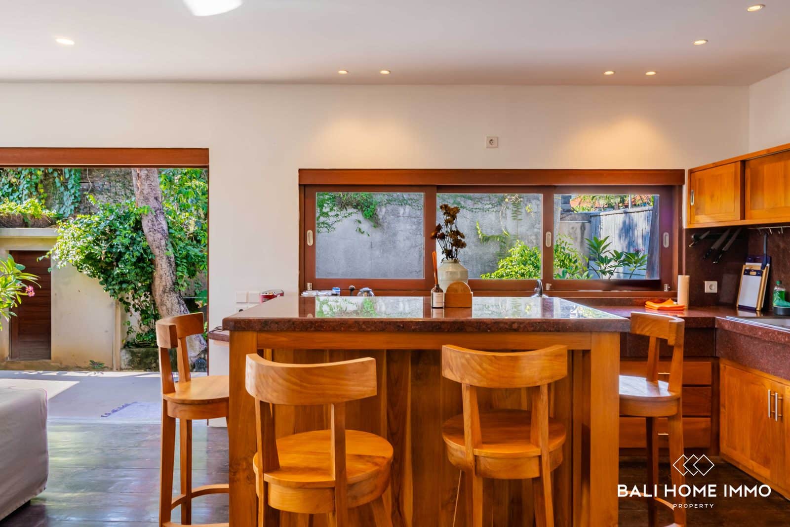 4-bedroom leasehold villa in Umalas — photo 5 of 5