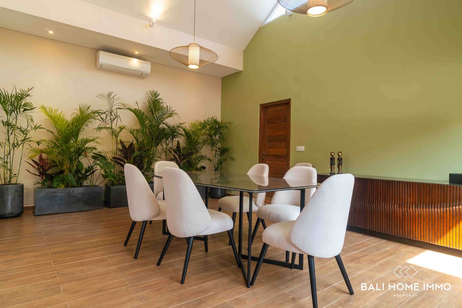 4-bedroom leasehold villa in Sanur — photo 4 of 5