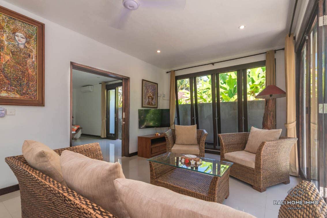 4-bedroom freehold villa in Lovina — photo 4 of 5