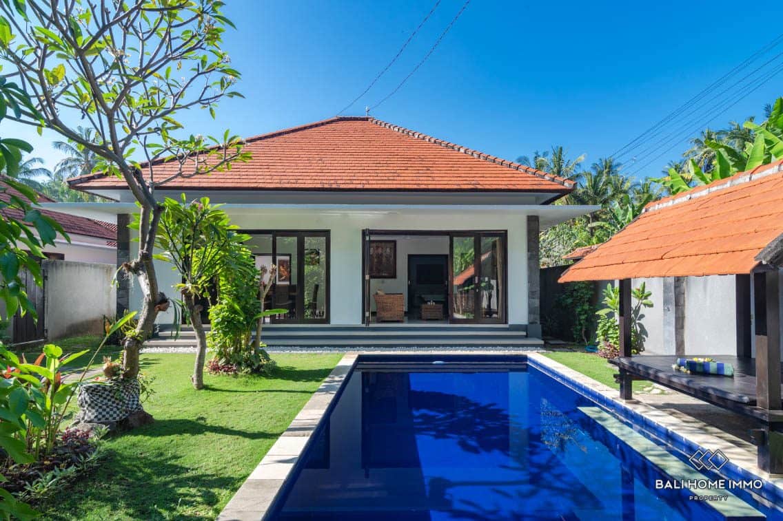 Beautiful 2 unit of 2 Bedroom Villas for sale freehold in Bali Lovina