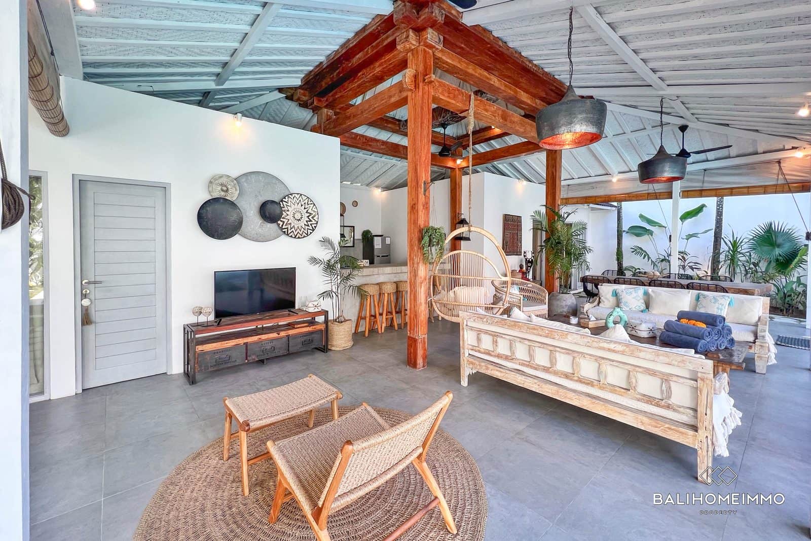 4-bedroom leasehold villa in Seminyak — photo 4 of 5
