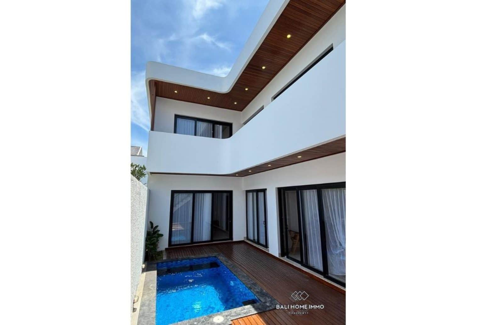 Brand new 5 Bedroom Villa for sale leasehold in Bali Sanur - RF4774C