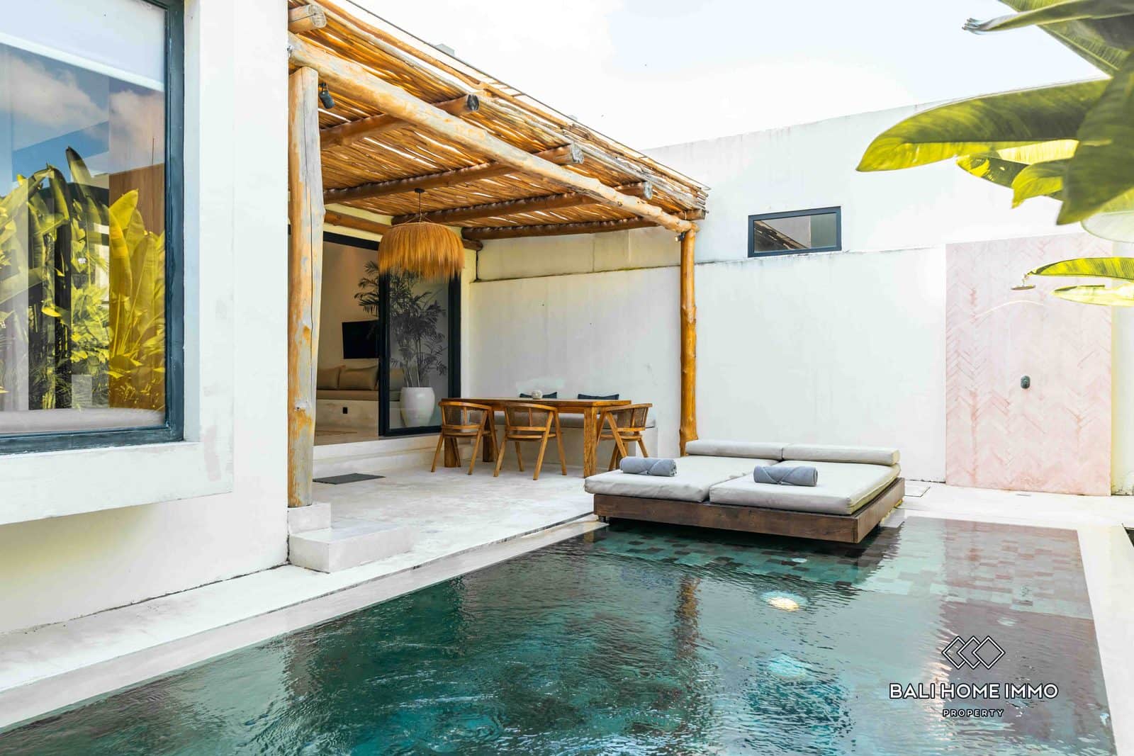 Modern 2 Bedroom Villa for Sale Leasehold in Bali Canggu Babakan