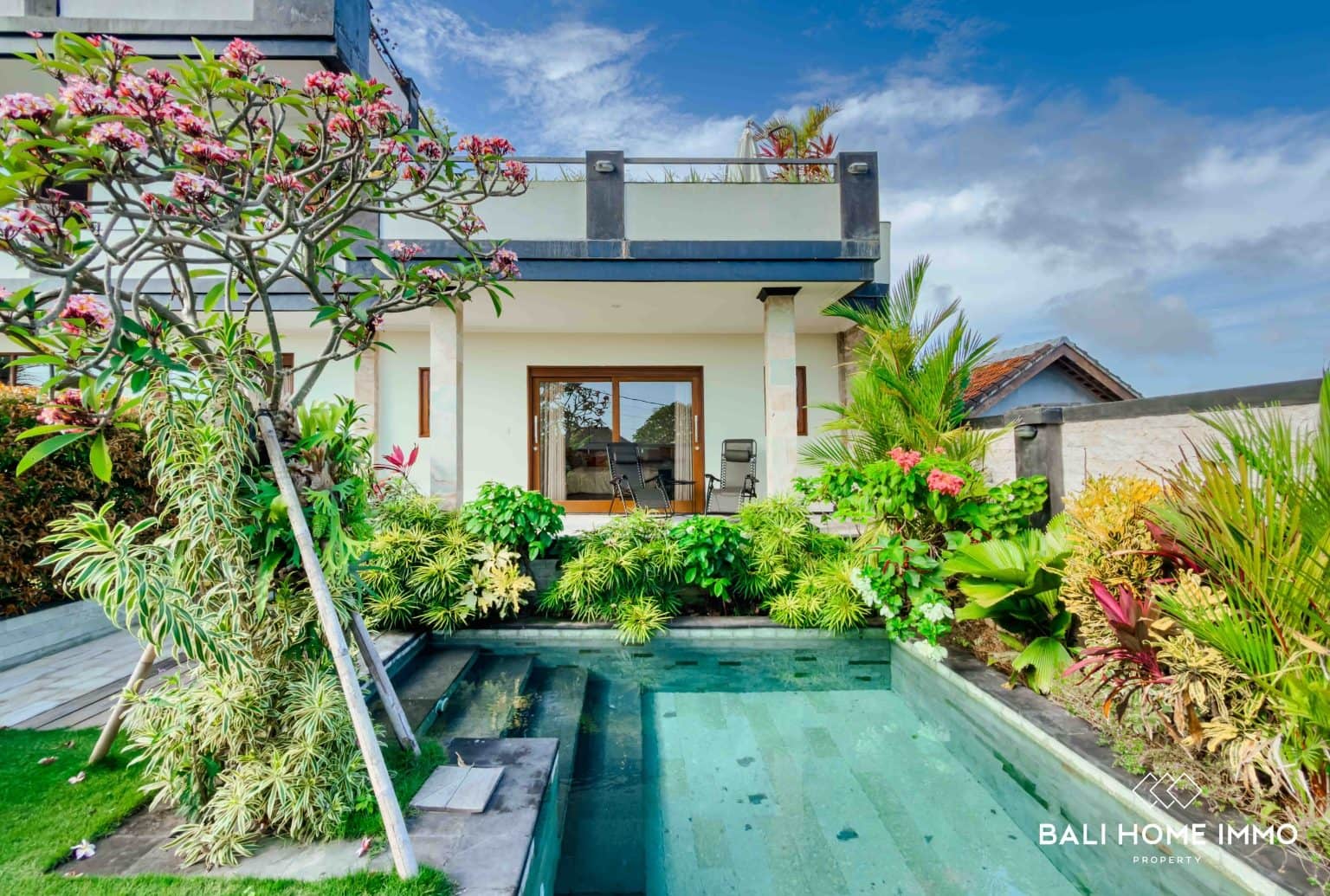 Beautiful 3 Bedrooms Villa for Sale Freehold in Uluwatu Ungasan