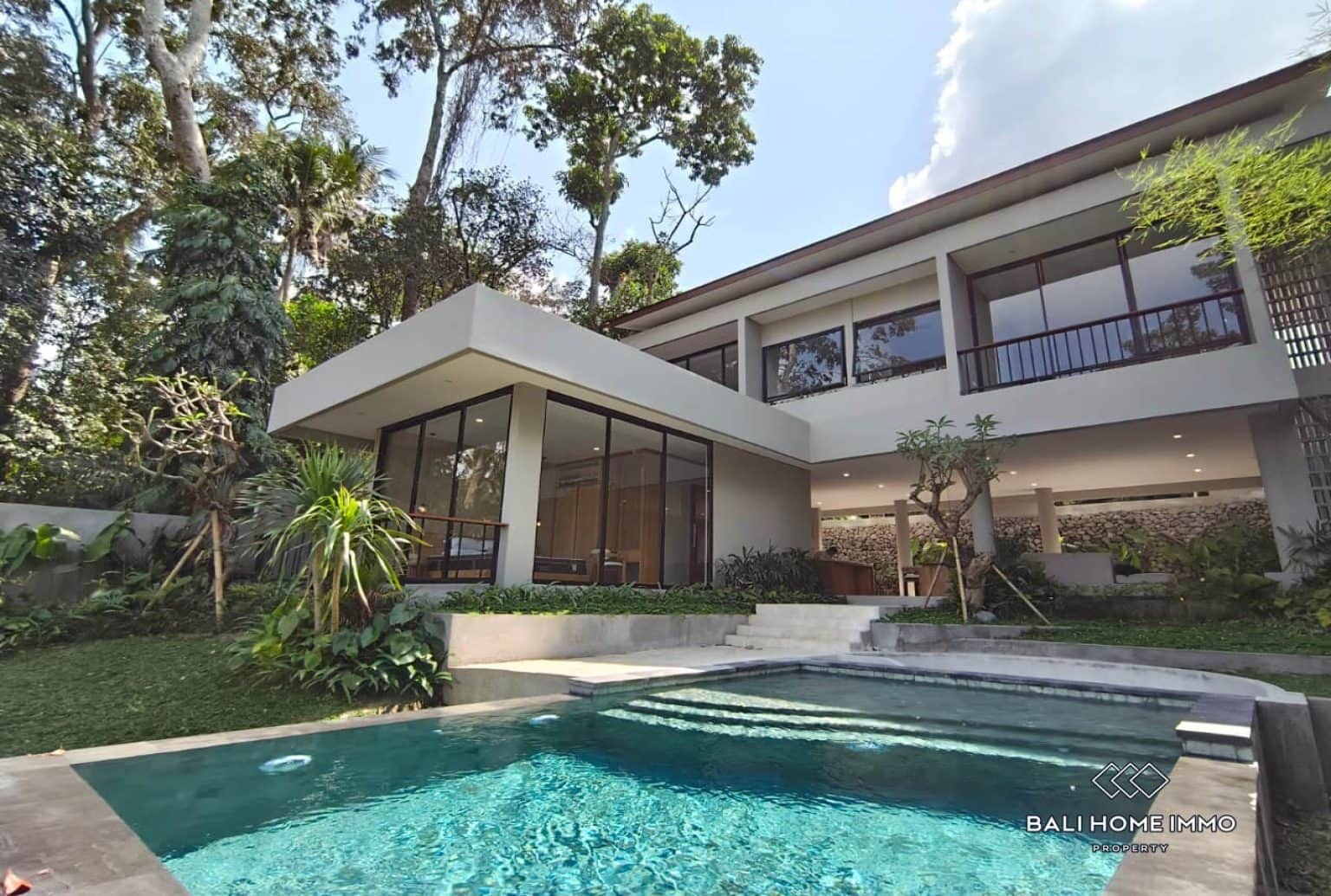 Brand-New 3-Bedroom Villa for Sale in Ubud