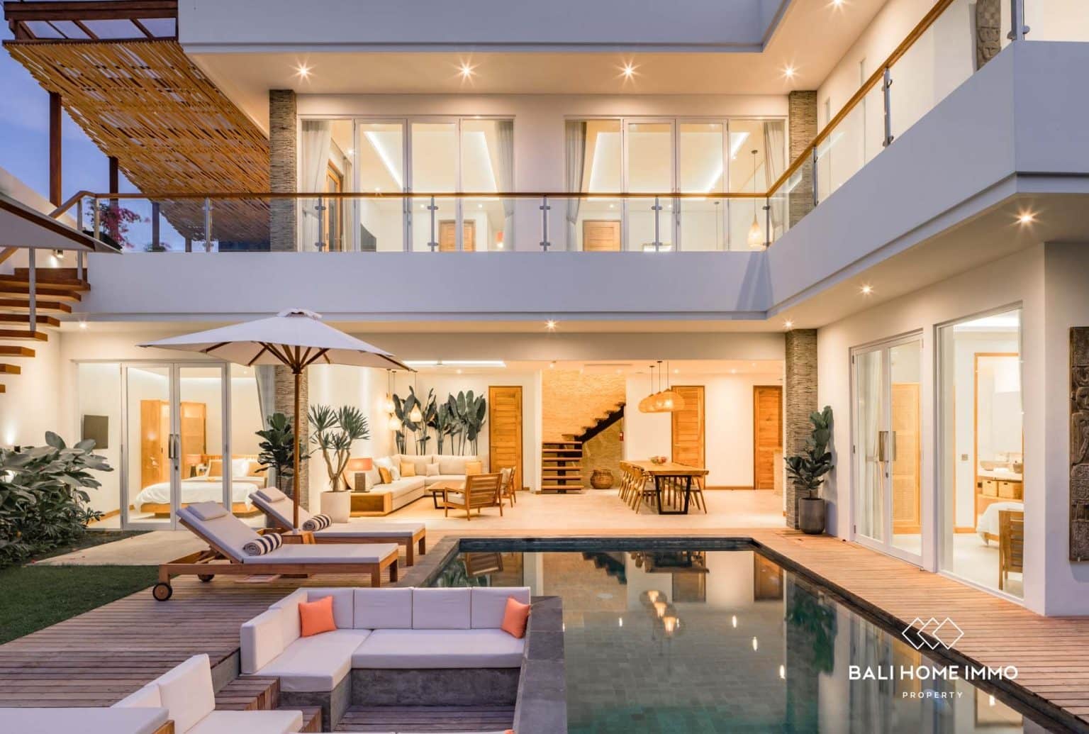 5-bedroom leasehold villa in Canggu — photo 2 of 5
