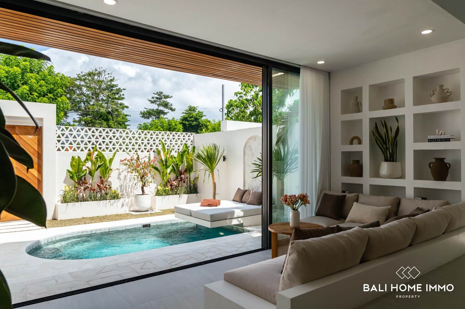 Off Plan Exquisite 2 Bedroom Villa for Sale in Ungasan - RF5620A