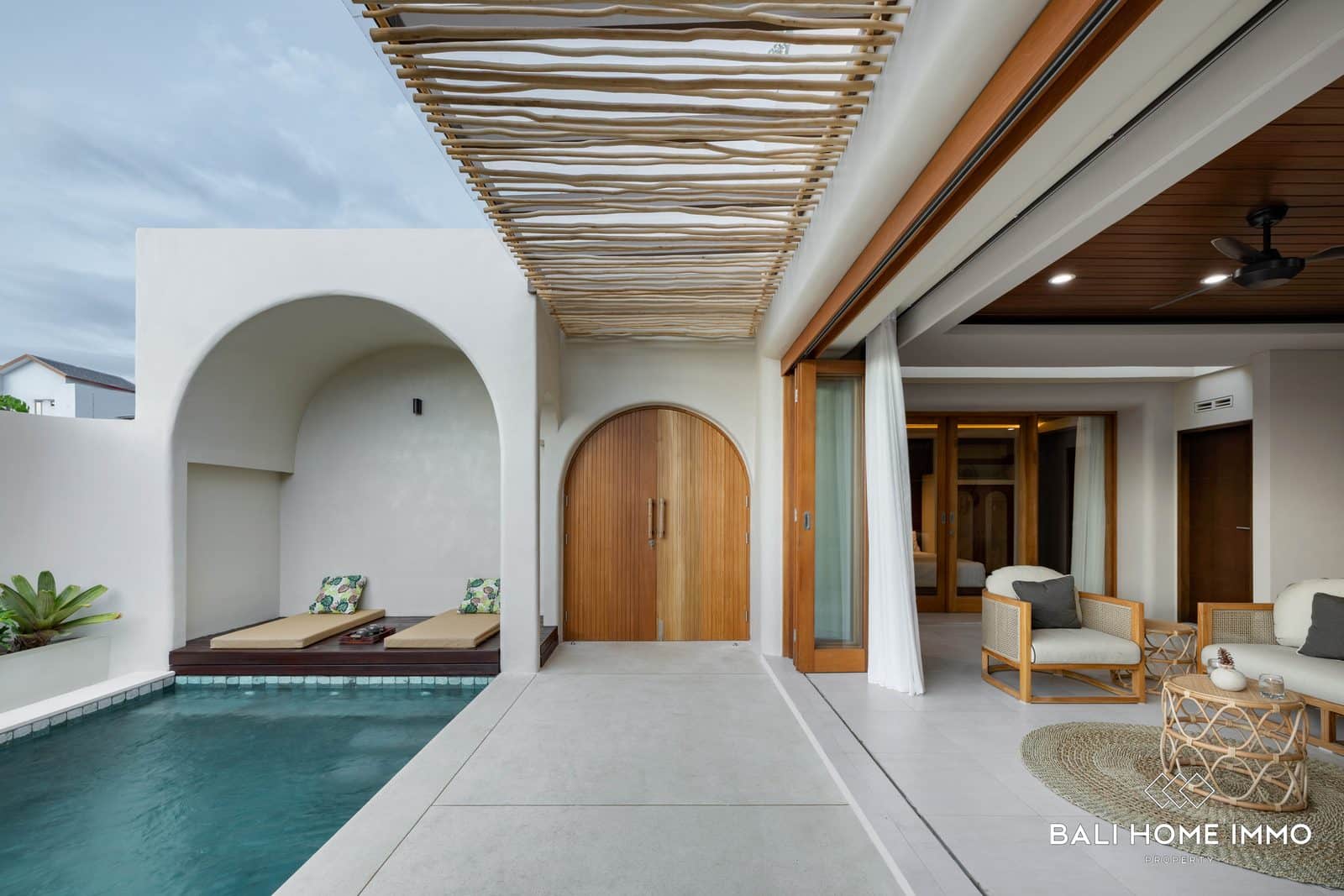 Beautiful 2 Bedrooms Villa for Sale Freehold and Monthly Rental in Uluwatu Ungasan