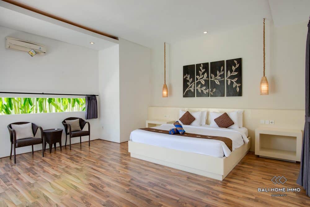 Charming 2 Bedroom Villa for Sale Leasehold in Bali Seminyak - RF6294A