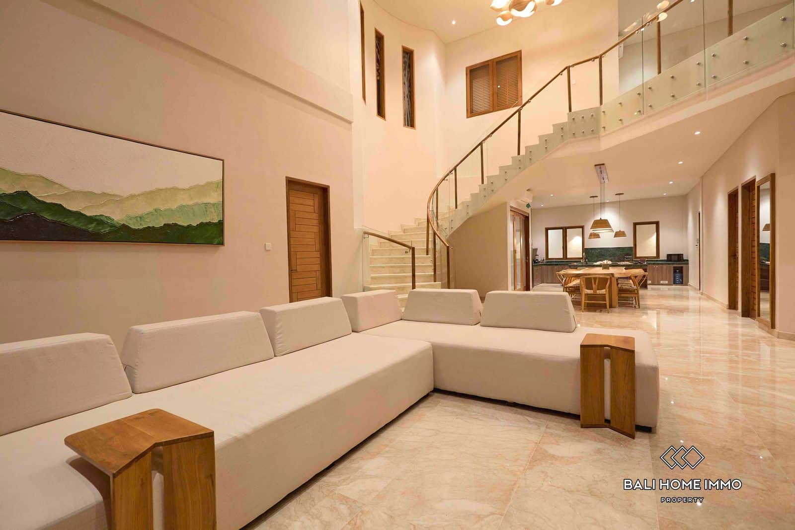 5-bedroom freehold villa in Seminyak — photo 4 of 5