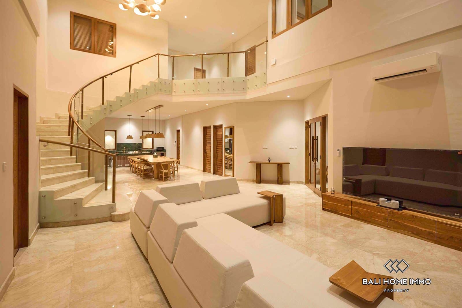 5-bedroom freehold villa in Seminyak — photo 3 of 5