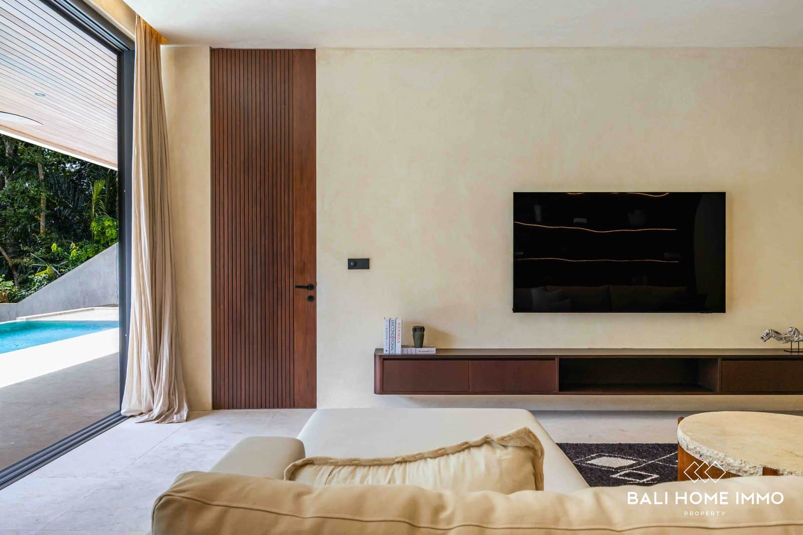4-bedroom leasehold villa in Pererenan — photo 3 of 3