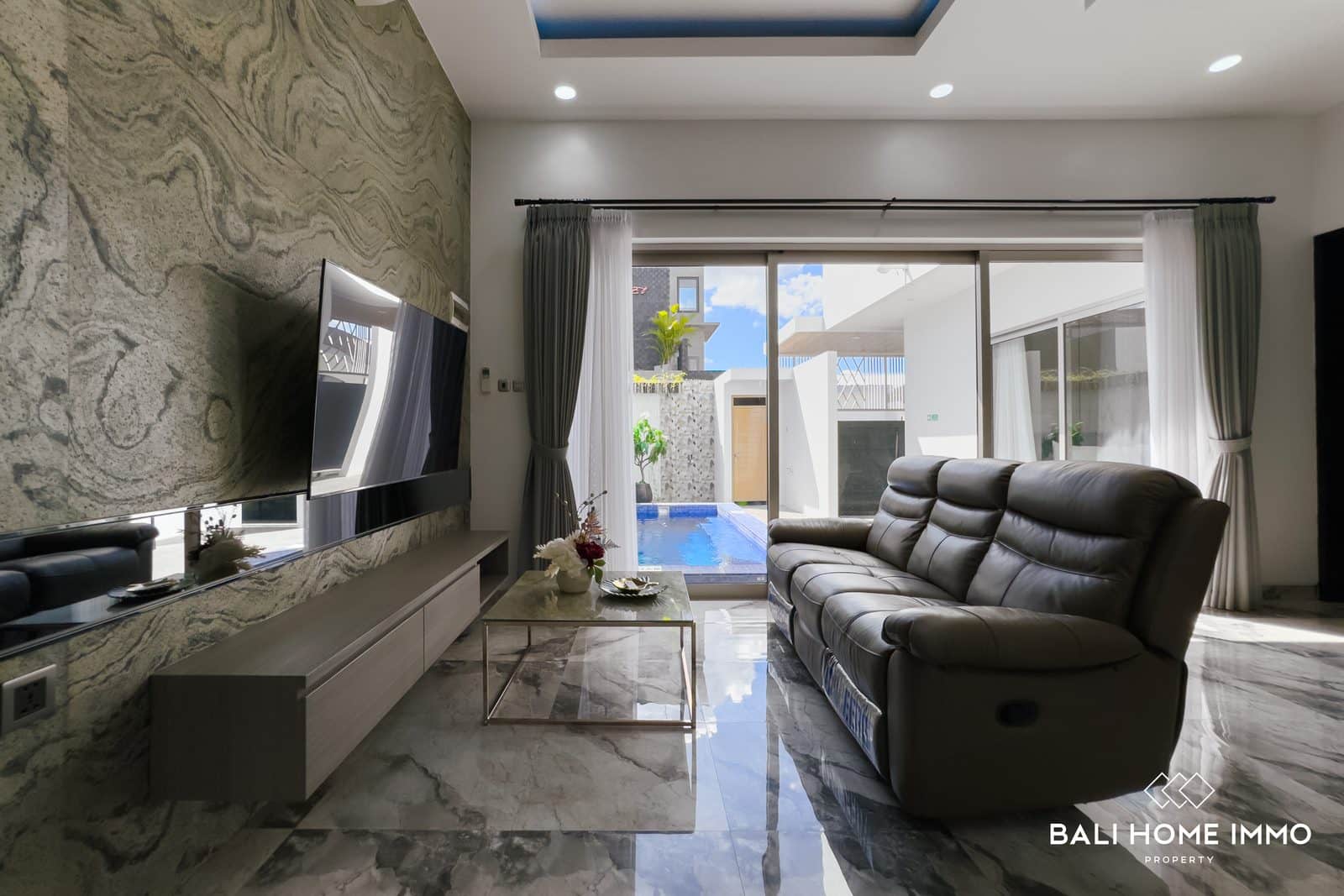 3-bedroom leasehold villa in Kerobokan — photo 3 of 5
