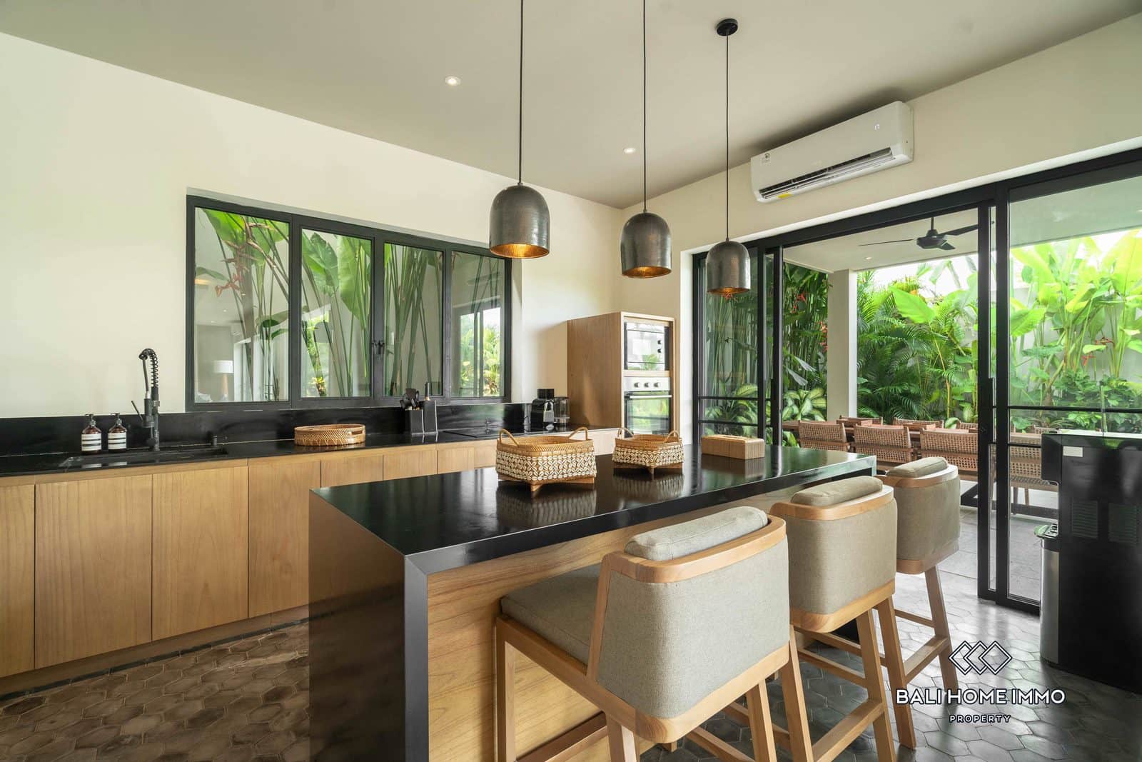 6-bedroom leasehold villa in Umalas — photo 4 of 5