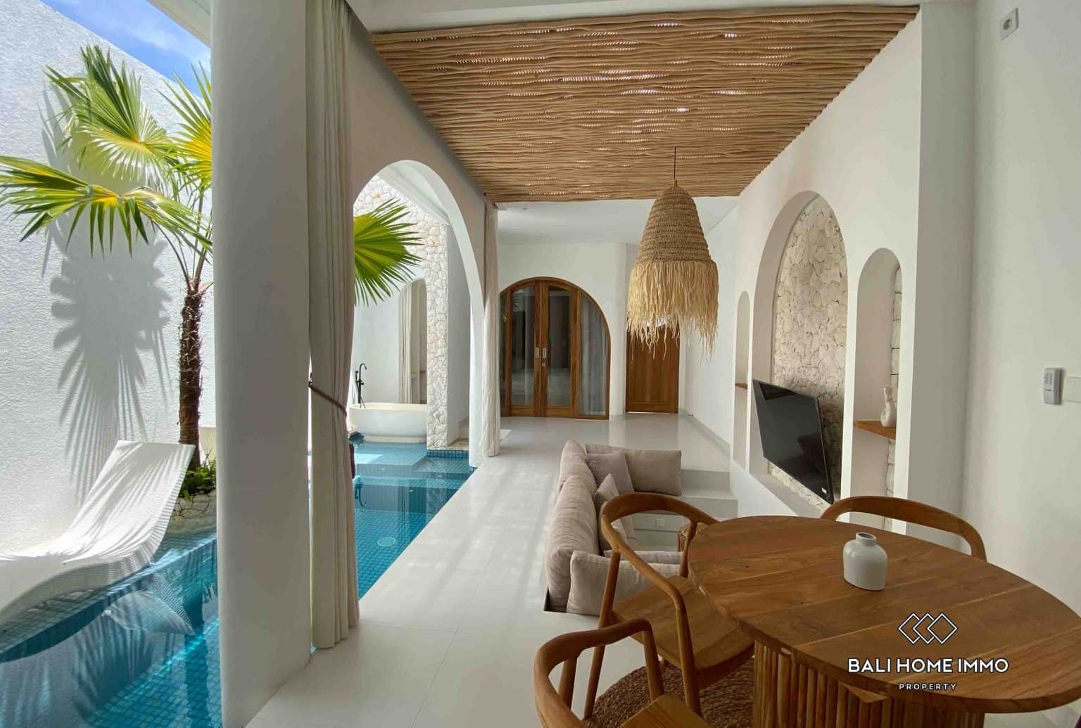 2-bedroom leasehold villa in Seminyak — photo 2 of 5